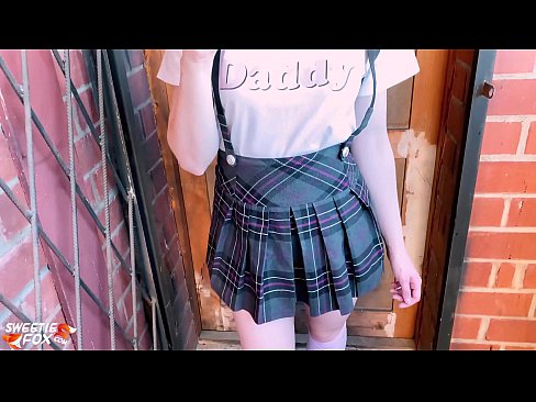 ❤️ Schoolgirl buruja rẹ dick jinna ati fokii dipo ti awọn kilasi. si wa ❌❤